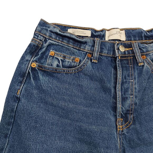 Universal Thread Jeans Womens 4R Blue Baggy Mid Rise Button Cuffed Hem 90s Retro - Picture 3 of 12